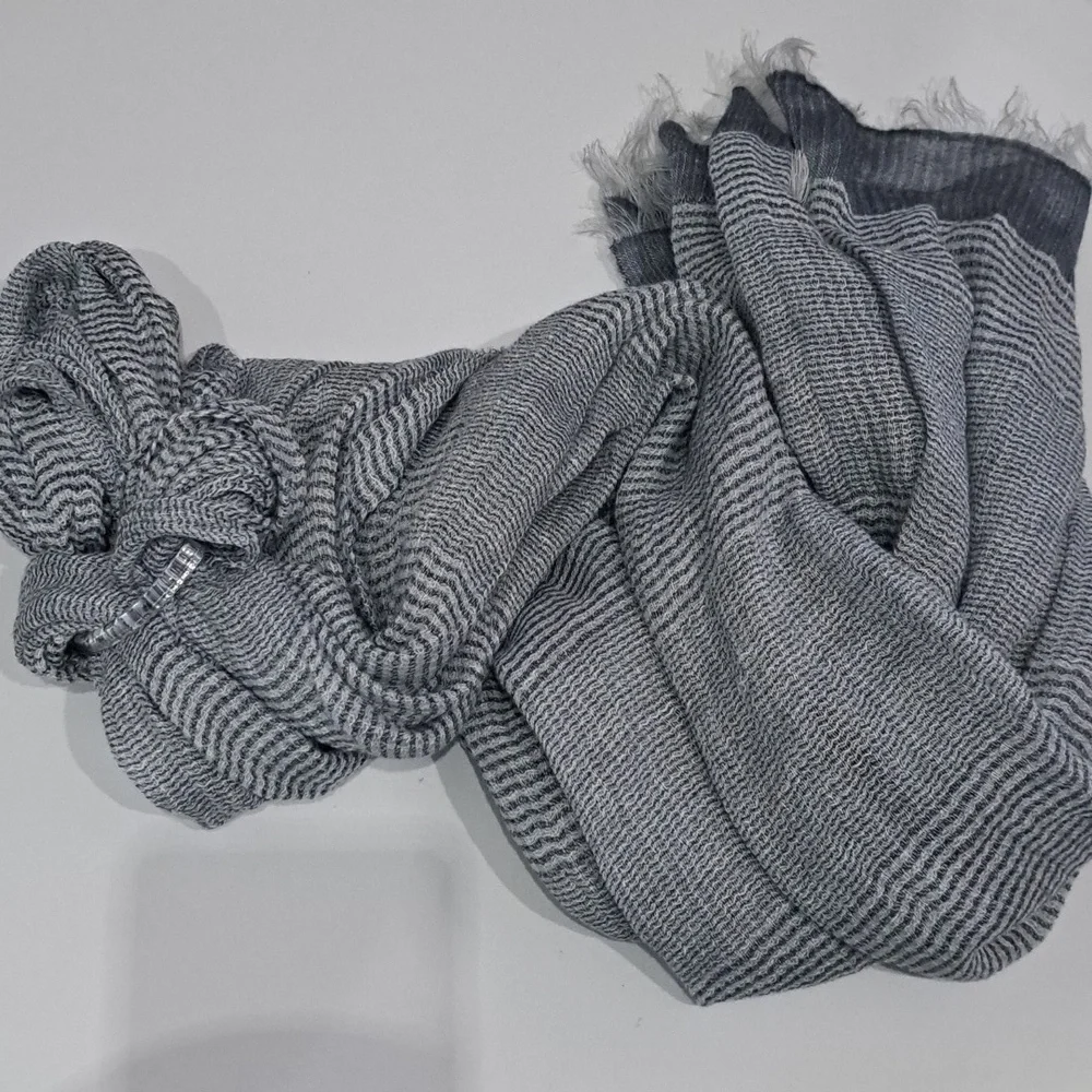 Sasso + Smyth Linen Blend Grey & White Scarf